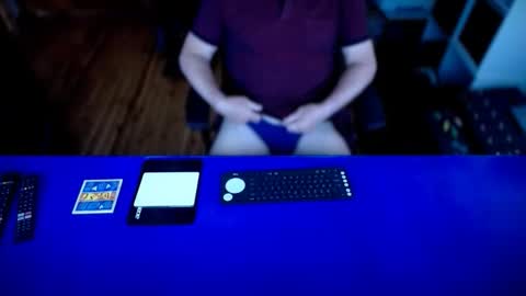 Snapshot of guesswhatigot2 chatting on 11-04-25, 06:23 guesswhatigot2 online show from 11-04-25, 06:23