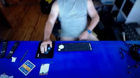 guesswhatigot2 online show from 01-16-26, 06:39