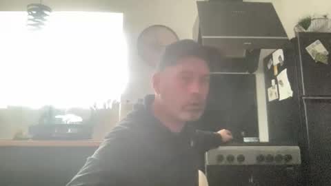 Snapshot of guil0 chatting on 02-02-26, 12:59 guil0 online show from 02-02-26, 12:59