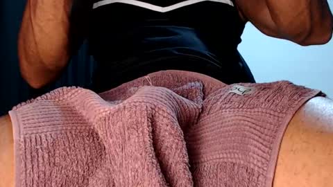 Guinho online show from 01-08-25, 04:02