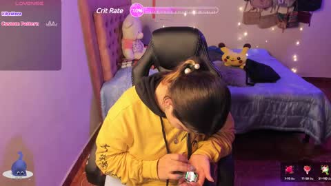 Hello Im Julieta Im 25 years old welcome to my room have fun and be happy. online show from 02-13-25, 02:12