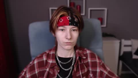 guitarandangell online show from 01-16-26, 05:22