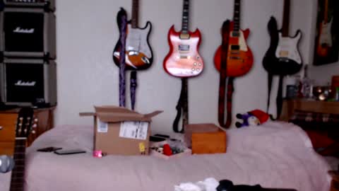 Snapshot of guitarsexgod chatting on 01-29-25, 02:09 Mario online show from 01-29-25, 02:09