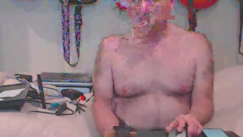 Snapshot of guitarsexgod chatting on 02-19-25, 11:28 Mario online show from 02-19-25, 11:28