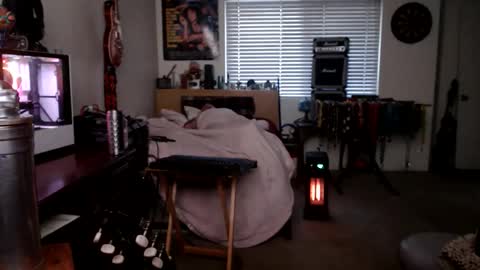 Mario online show from 11-27-25, 03:25