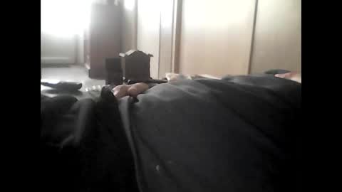 Snapshot of guizmeau72 chatting on 12-02-24, 02:30 guizmeau72 online show from 12-02-24, 02:30