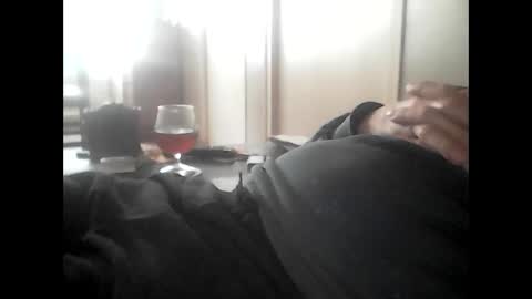 Snapshot of guizmeau72 chatting on 03-04-25, 03:15 guizmeau72 online show from 03-04-25, 03:15