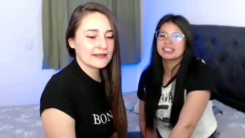 Snapshot of gumball_room chatting on 01-21-25, 10:19 Vane blonde and Hazell black hair online show from 01-21-25, 10:19