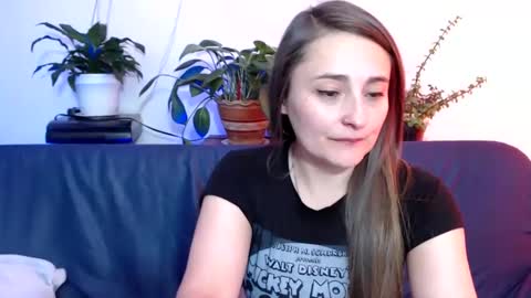 Snapshot of gumball_room chatting on 01-22-25, 09:54 Vane blonde and Hazell black hair online show from 01-22-25, 09:54