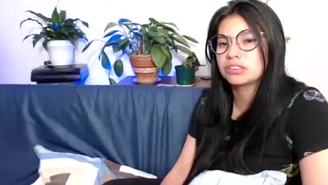 Snapshot of gumball_room chatting on 01-23-25, 02:44 Vane blonde and Hazell black hair online show from 01-23-25, 02:44