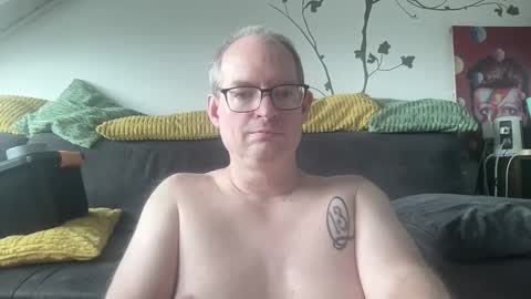 Snapshot of gummicasual chatting on 02-13-26, 12:12 gummicasual online show from 02-13-26, 12:12