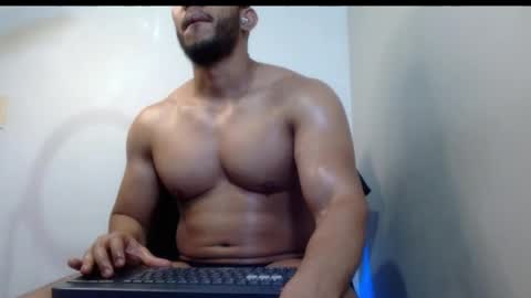 holl latino online show from 05-16-26, 05:56