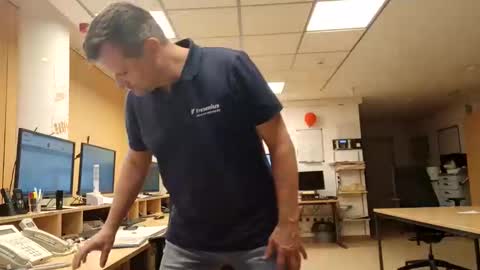 Snapshot of guschidick chatting on 11-22-25, 03:44 guschidick online show from 11-22-25, 03:44