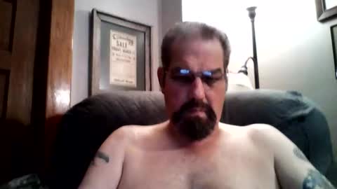 Snapshot of guy4fun8 chatting on 05-20-26, 02:23 guy4fun8 online show from 05-20-26, 02:23