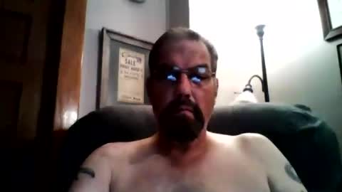 Snapshot of guy4fun8 chatting on 07-08-26, 06:34 guy4fun8 online show from 07-08-26, 06:34