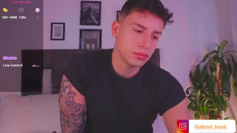 Gabriel online show from 06-18-26, 04:13