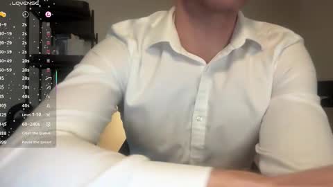 Snapshot of guyfromfinland1981 chatting on 12-23-25, 07:28 NaughtyFitHusband online show from 12-23-25, 07:28