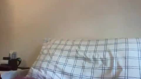 Snapshot of gwashere4u chatting on 10-28-25, 12:52 gwashere4u online show from 10-28-25, 12:52