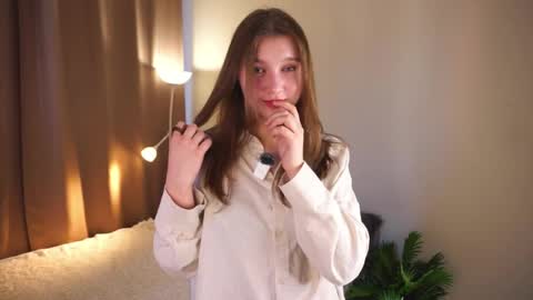 Molly online show from 03-31-26, 05:19