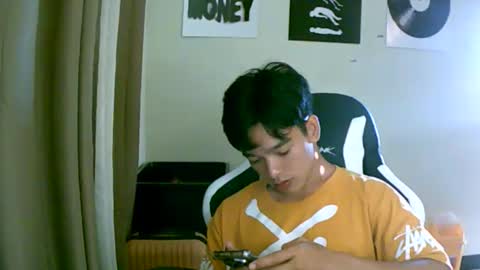 AJ online show from 04-04-26, 11:57