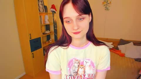 Kelly  Lilly online show from 03-08-26, 02:04