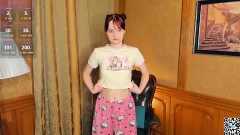 Kelly  Lilly online show from 04-26-26, 08:17