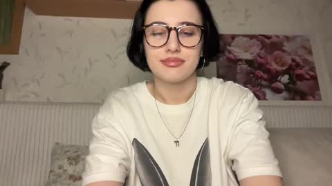 Helga online show from 10-06-25, 04:15