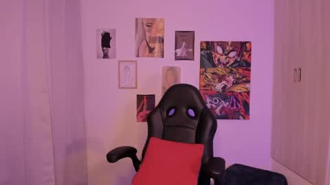 haanna_thompsoon online show from 05-13-26, 02:42