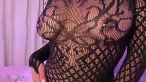 Snapshot of hadaa_ chatting on 07-15-26, 11:43 Hada online show from 07-15-26, 11:43