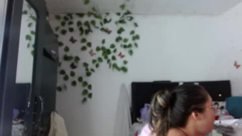 hader_wild21 online show from 01-24-25, 09:15