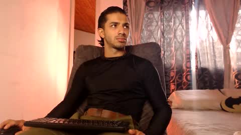 Snapshot of hadez_69 chatting on 05-26-26, 11:39 HADEZ online show from 05-26-26, 11:39
