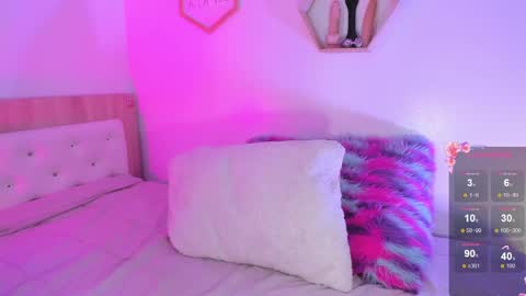 Hadid online show from 04-20-26, 08:21