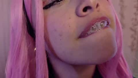 Haely online show from 05-21-26, 01:12