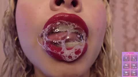 Haely online show from 06-05-26, 09:09