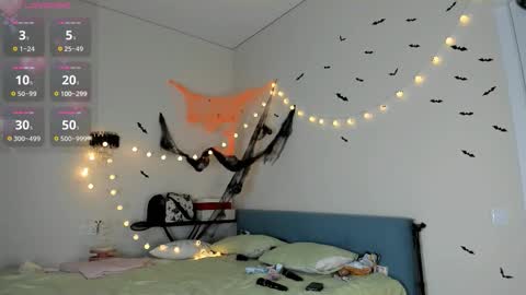 Ri online show from 10-24-25, 01:18