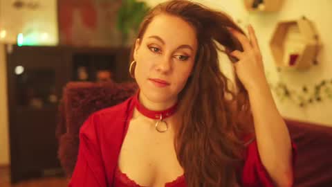 hahayessihaveone online show from 12-18-24, 07:41