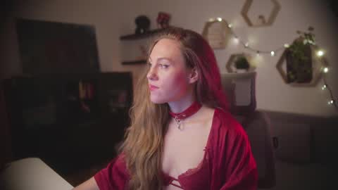 hahayessihaveone online show from 10-26-25, 04:35