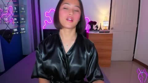eurasian girl andrea  online show from 04-12-26, 11:43