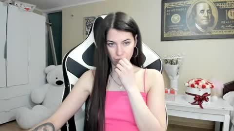 Snapshot of hailey_beauty chatting on 12-29-24, 01:34 Sk pe Anya388109 online show from 12-29-24, 01:34