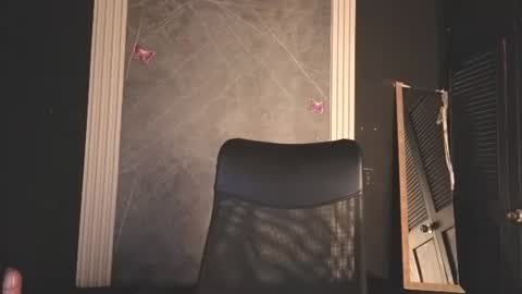 haileycat_ online show from 07-19-26, 03:43