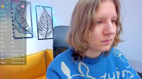 Hailey online show from 12-22-25, 09:06