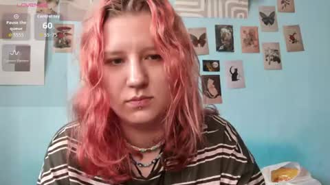 Snapshot of haileyfoxy chatting on 07-18-26, 11:47 Hailey online show from 07-18-26, 11:47