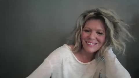 Hailey online show from 03-30-26, 06:09