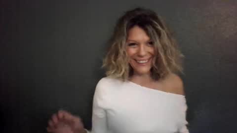Hailey online show from 05-22-26, 06:35