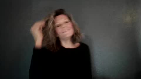 Hailey online show from 05-26-26, 06:48
