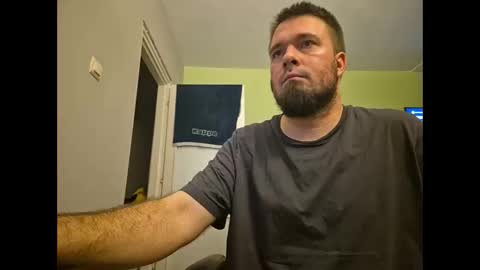 hairy_guy007 online show from 12-21-24, 10:19