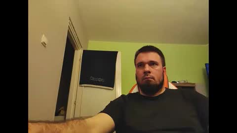 hairy_guy007 online show from 12-22-24, 07:42