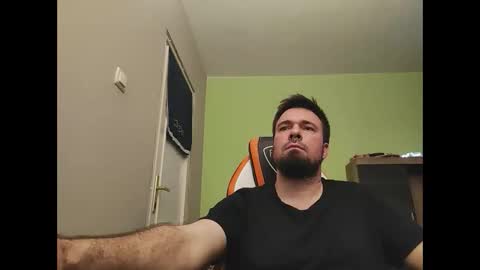 hairy_guy007 online show from 03-07-26, 11:35