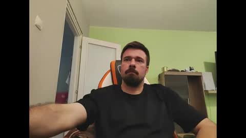 Snapshot of hairy_guy007 chatting on 05-23-26, 09:57 hairy_guy007 online show from 05-23-26, 09:57