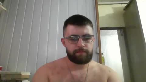 Snapshot of hairy_man_69_ chatting on 01-04-25, 01:42 horny online show from 01-04-25, 01:42
